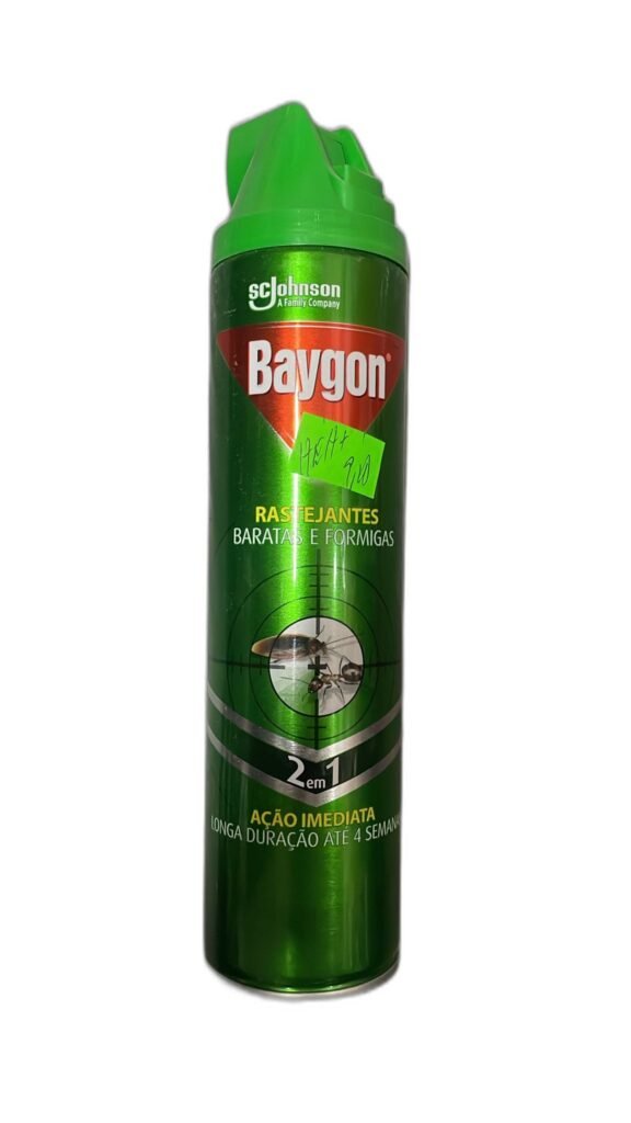 mata baratas e formigas Baygon