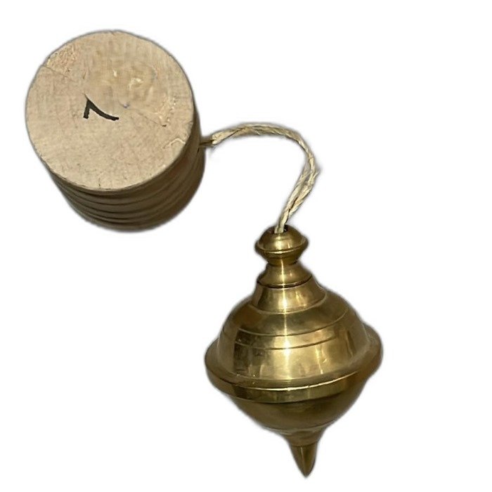 prumo de latão pinhão